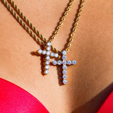 WOMEN'S Micro Diamond Cross Necklace - Rope Chain The Gold Goddess