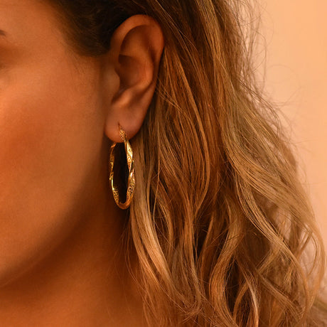 Women's Vermeil Waved Hoops Earrings The Gold Goddess Women’s Jewelry By The Gold Gods